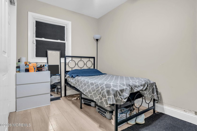 Welcome home to this charming 2-bedroom, 1-bath ranch in the - photo 27