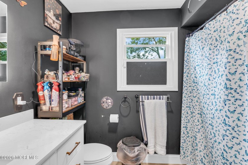 Welcome home to this charming 2-bedroom, 1-bath ranch in the - photo 29