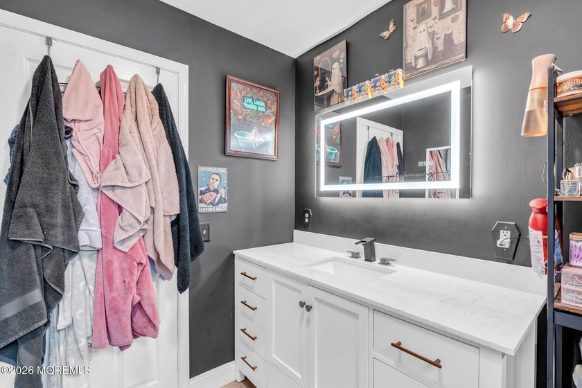 Welcome home to this charming 2-bedroom, 1-bath ranch in the - photo 30