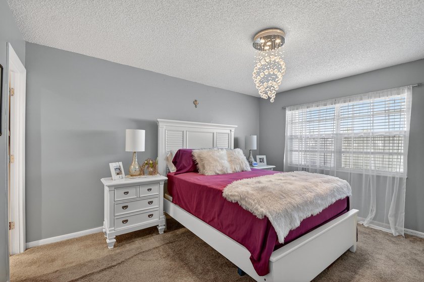 CONVERTIBLE 2 BR 2 BA VILLA - UPDATED AND MOVE-IN READY! Enjoy - photo 11