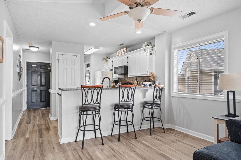 End-unit 2BR/2BA condo located in a gated Intracoastal Waterway - photo 16