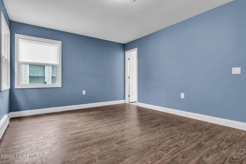 Welcome to 2 Ashcroft Lane, a charming 2-bed, 2-bath Lakeview - photo 18