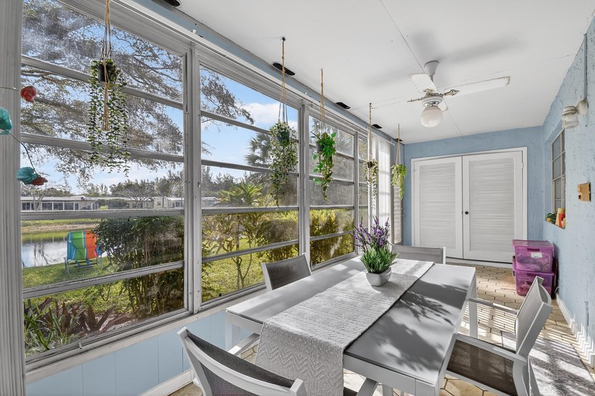 CONVERTIBLE 2 BR 2 BA VILLA - UPDATED AND MOVE-IN READY! Enjoy - photo 22