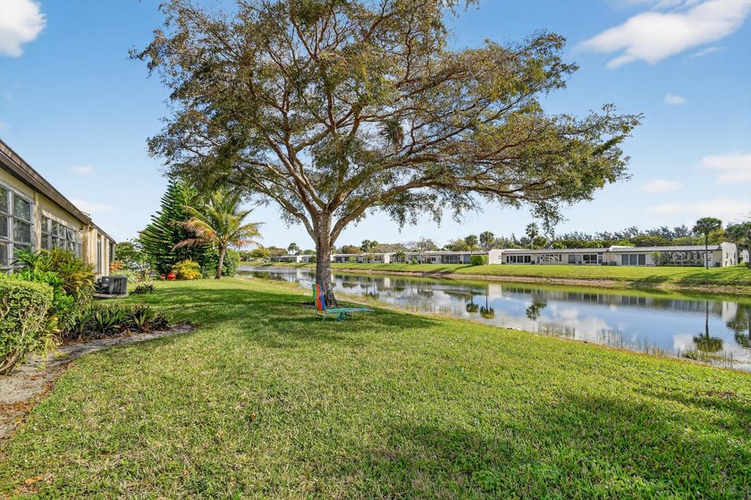 CONVERTIBLE 2 BR 2 BA VILLA - UPDATED AND MOVE-IN READY! Enjoy - photo 25
