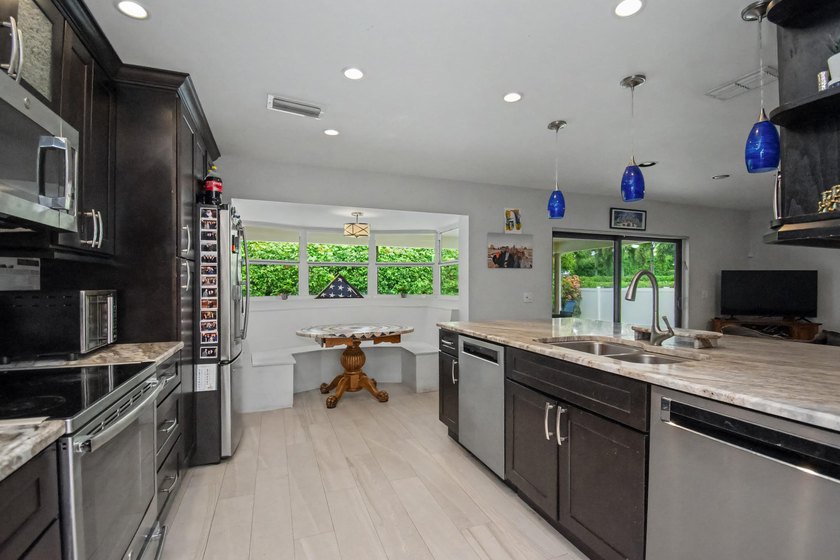 Florida living at its finest in the highly desirable Thornhill - photo 22
