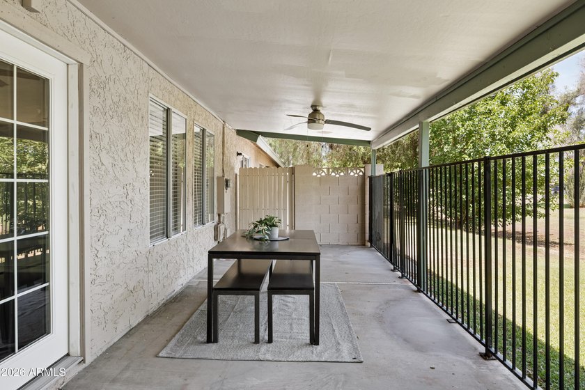 Welcome to this beautifully updated 2 bedroom, 2 bathroom - photo 30