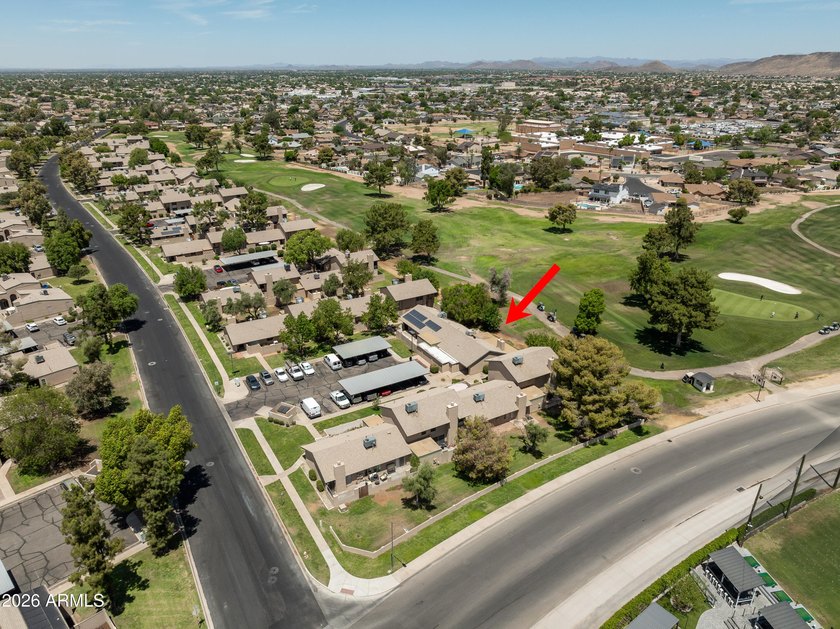 Welcome to this beautifully updated 2 bedroom, 2 bathroom - photo 34