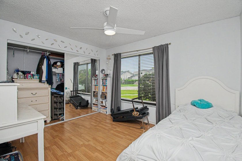 Florida living at its finest in the highly desirable Thornhill - photo 38