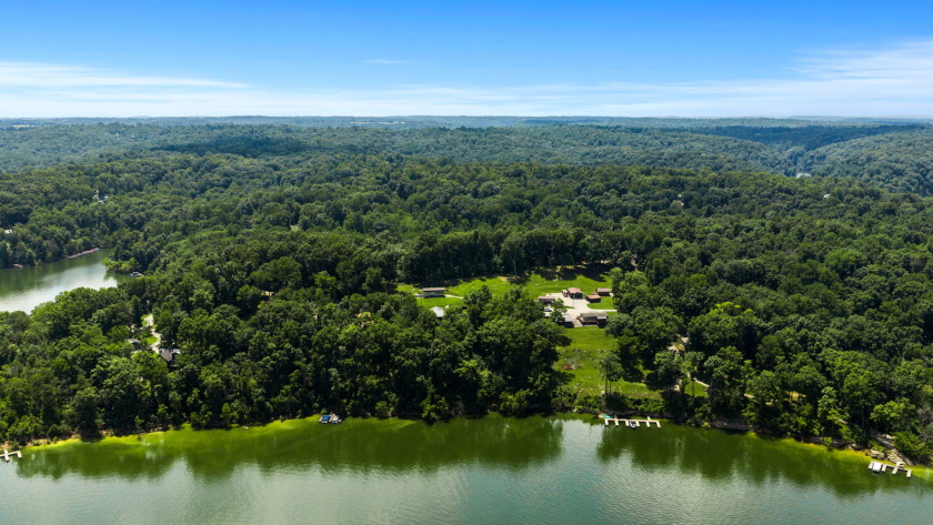 Waterfront Living With Incredible Lake Views - photo 8