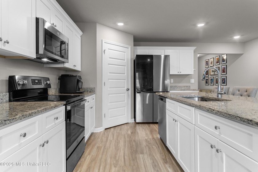 ASSUMABLE 4.25% RATE! The perfect home for a growing family in - photo 13