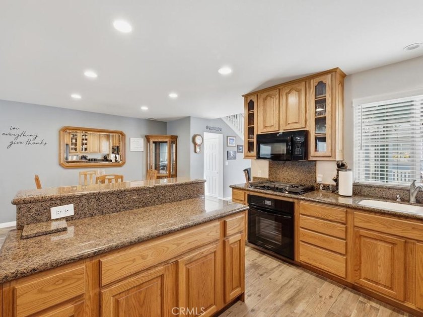 Welcome to 6261 Vanguard Avenue in the Eastgate neighborhood of - photo 14