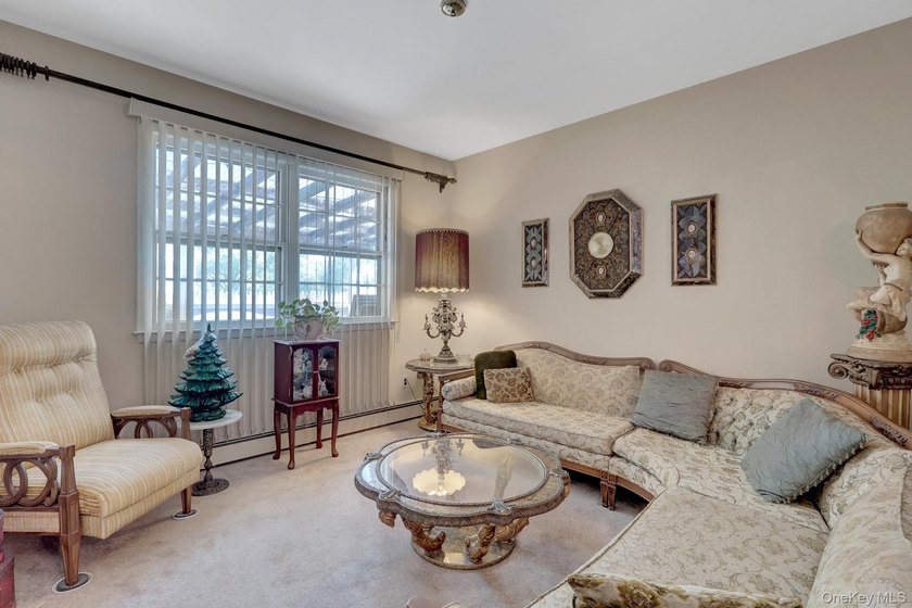 Don't miss this amazing opportunity to make this charming ranch - photo 15