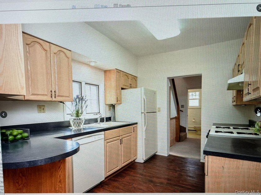 Exceptional opportunity in Larchmont area for investor and - photo 21