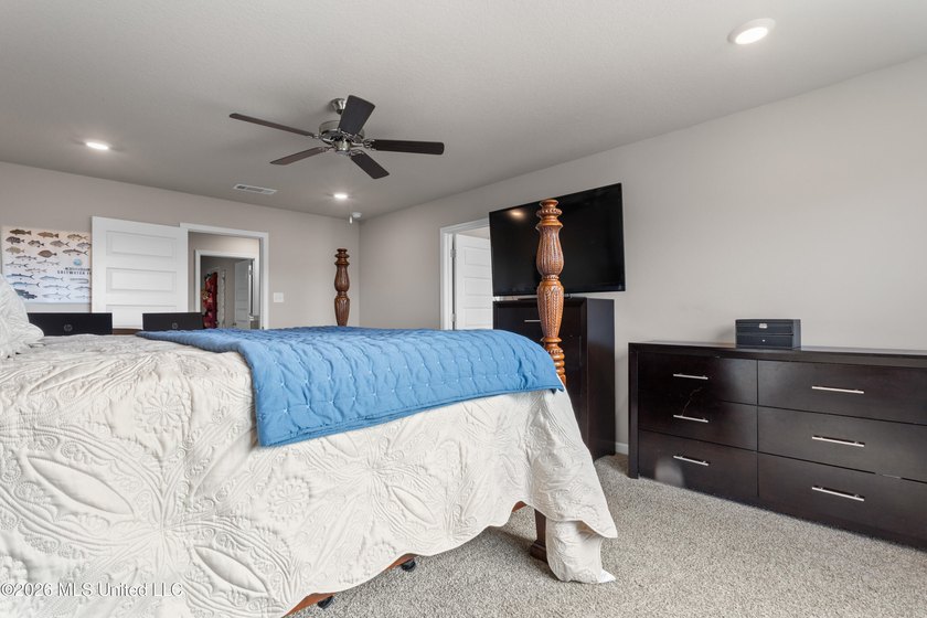 ASSUMABLE 4.25% RATE! The perfect home for a growing family in - photo 25