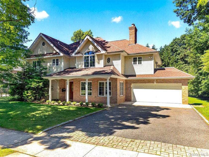 Amazing opportunity in the highly desirable Allenwood section of - photo 2