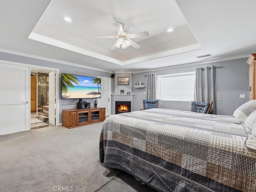 Welcome to 6261 Vanguard Avenue in the Eastgate neighborhood of - photo 32