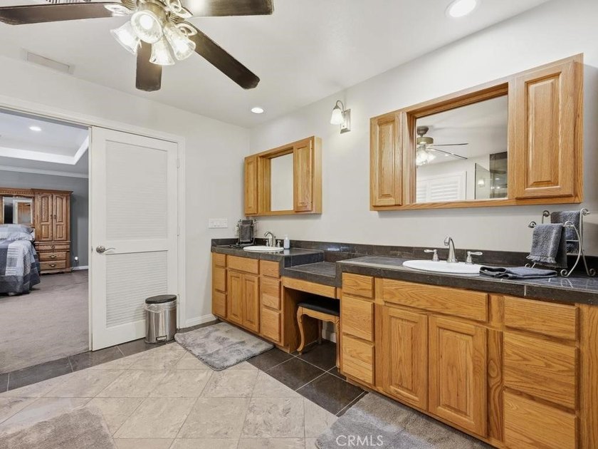 Welcome to 6261 Vanguard Avenue in the Eastgate neighborhood of - photo 35