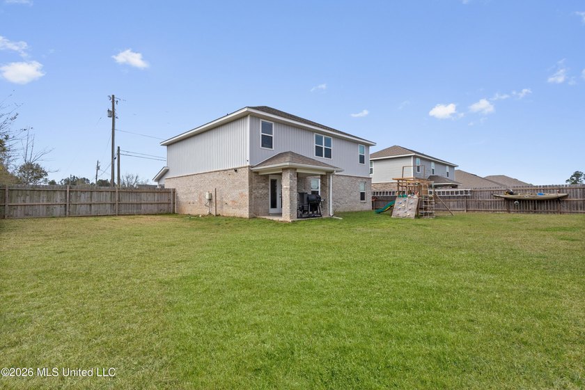 ASSUMABLE 4.25% RATE! The perfect home for a growing family in - photo 36