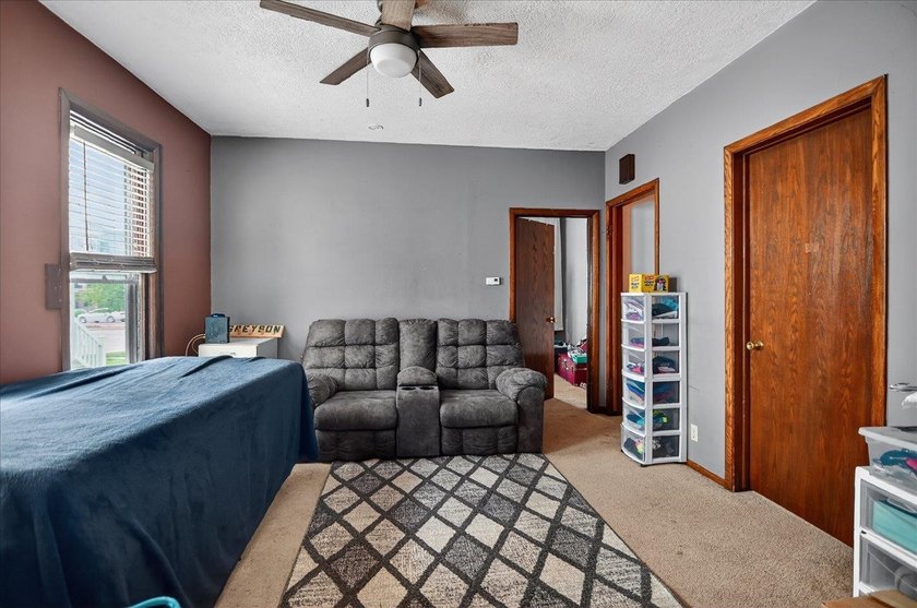Rare opportunity for owner-occupants and investors alike!! This - photo 11
