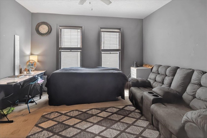 Rare opportunity for owner-occupants and investors alike!! This - photo 12