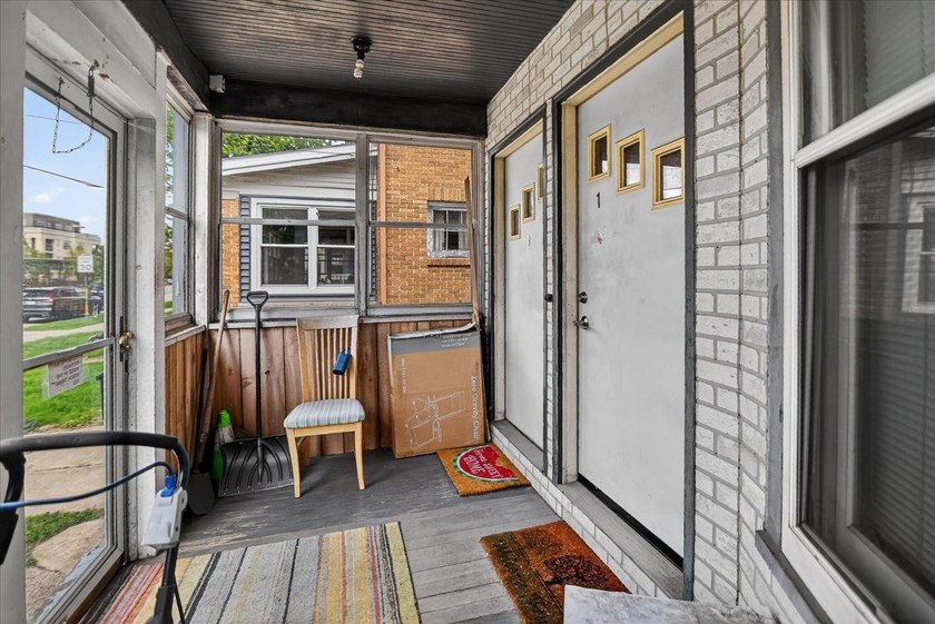 Rare opportunity for owner-occupants and investors alike!! This - photo 20