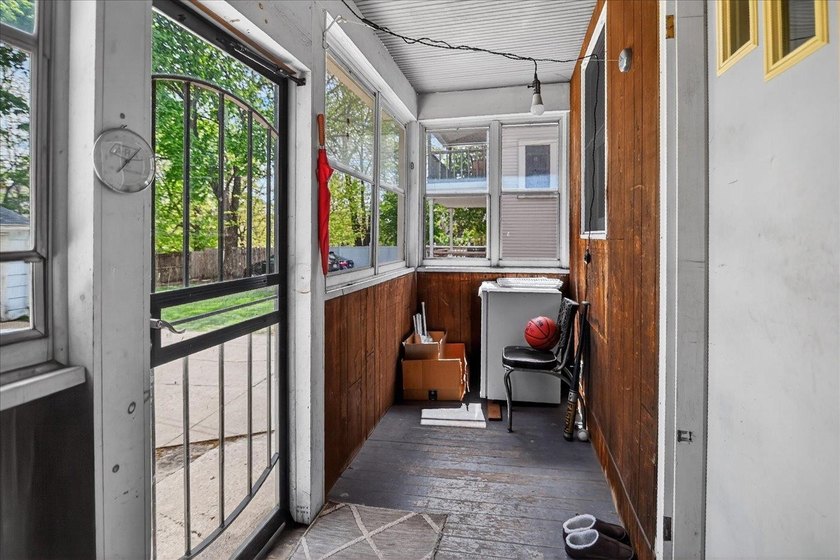 Rare opportunity for owner-occupants and investors alike!! This - photo 22