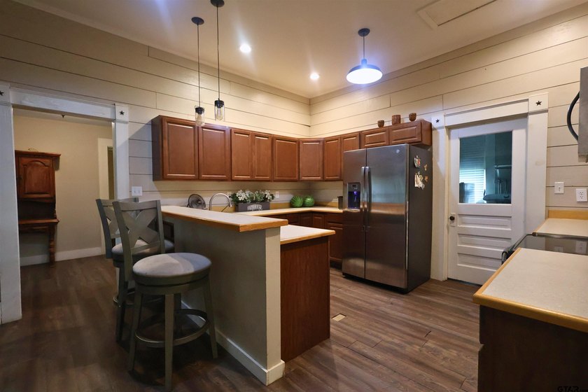 Charming Downtown Alba Home with Historic Character &amp; Modern - photo 4
