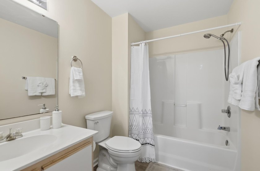 Coastal Condo Near Golf &amp; Beach | Investor Friendly Looking for - photo 12