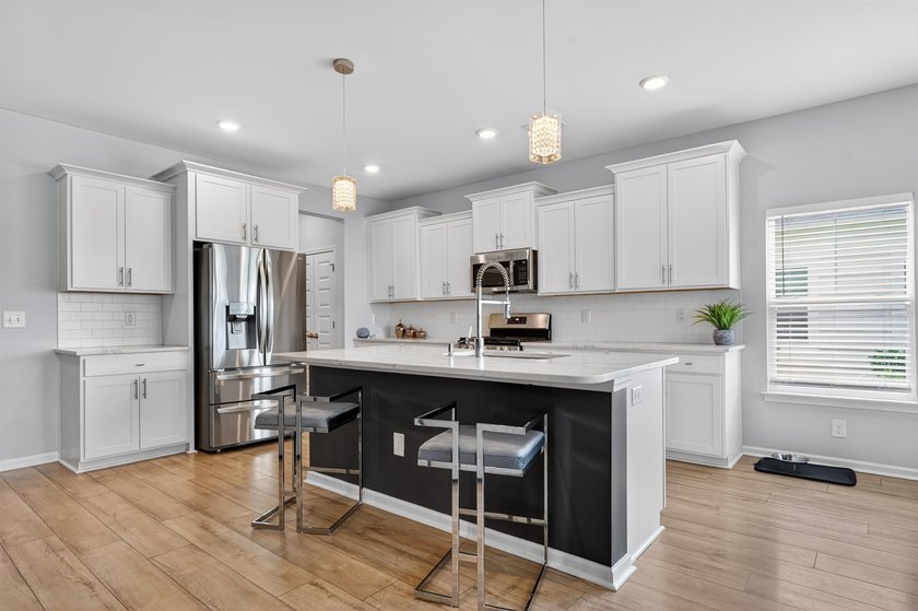 Welcome to 3045 Sistine St. in the desirable Bella Vita - photo 7