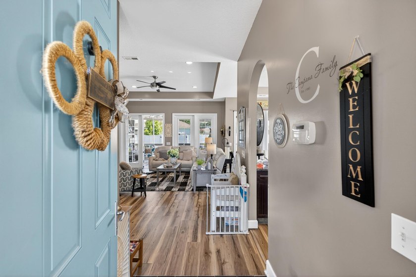 Discover the perfect blend of style, comfort, and outdoor living - photo 6