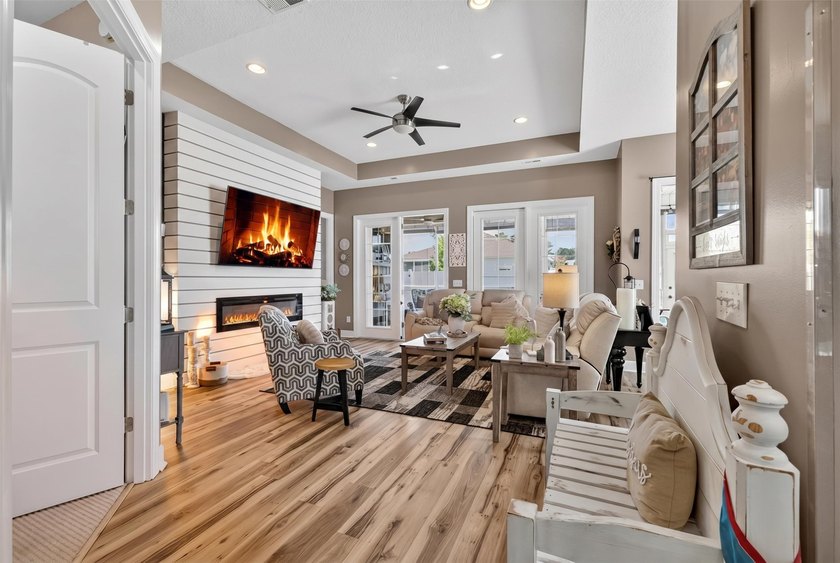 Discover the perfect blend of style, comfort, and outdoor living - photo 8