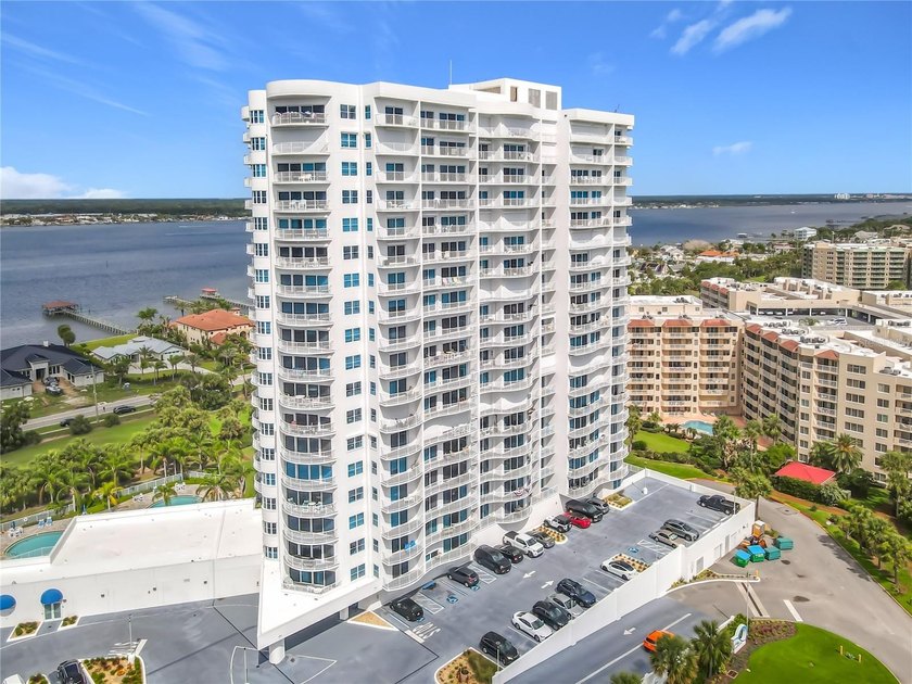 Welcome to your exclusive oasis at 2 Oceans West Blvd #300 in - photo 8