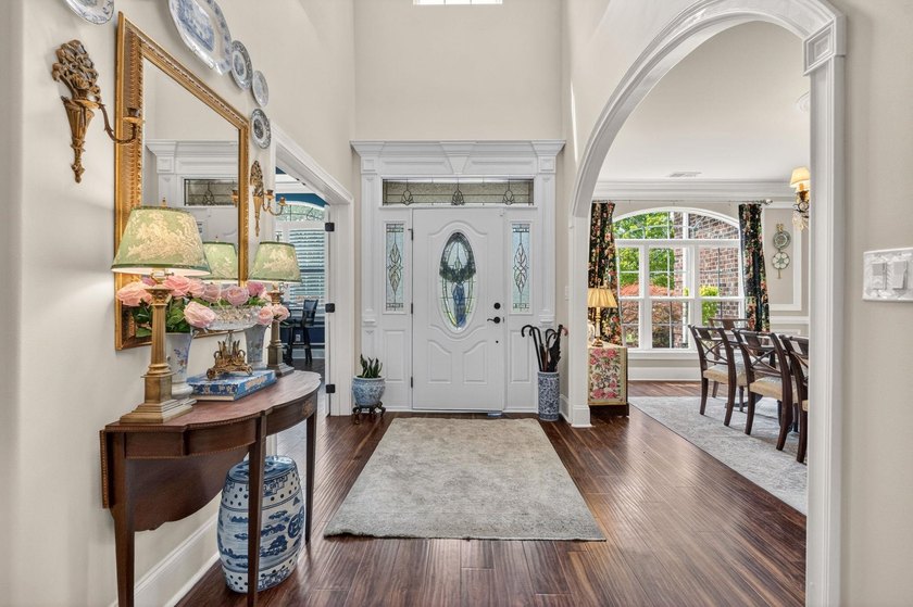 Five-bedroom, three-and-a-half-bathroom, all-brick-and-stone - photo 3