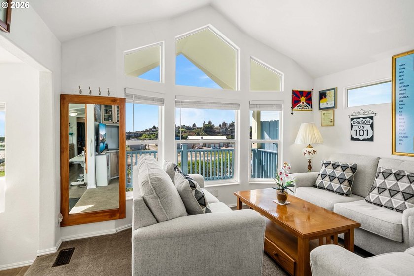 This tiny home may be compact in size, but don't let that fool - photo 4
