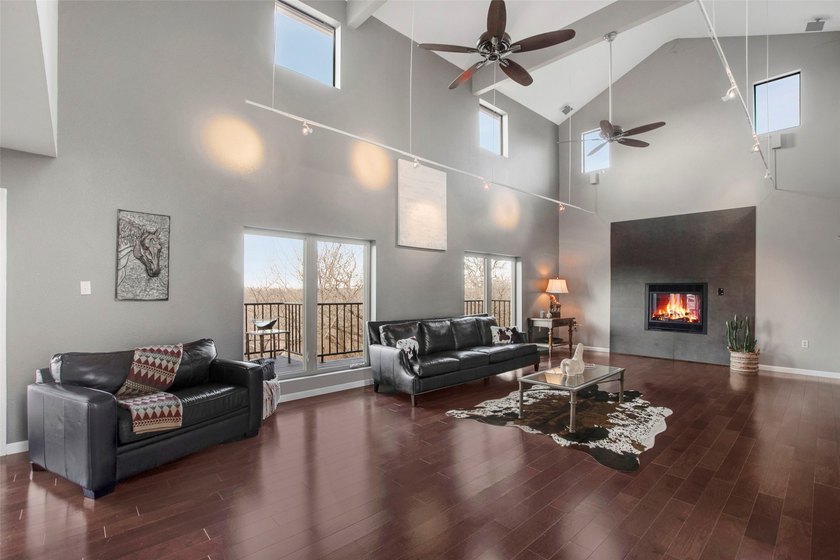 Spectacular 3-Story Estate on a Double Lot with Lake Views &amp; - photo 5