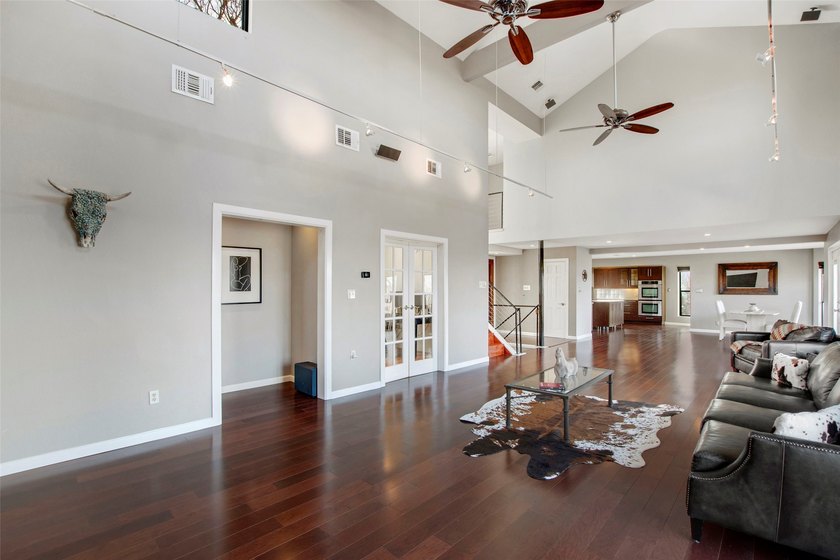 Spectacular 3-Story Estate on a Double Lot with Lake Views &amp; - photo 8