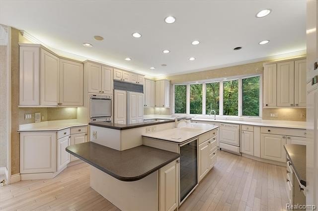 Presented with a new roof, restored views, and meticulous - photo 18