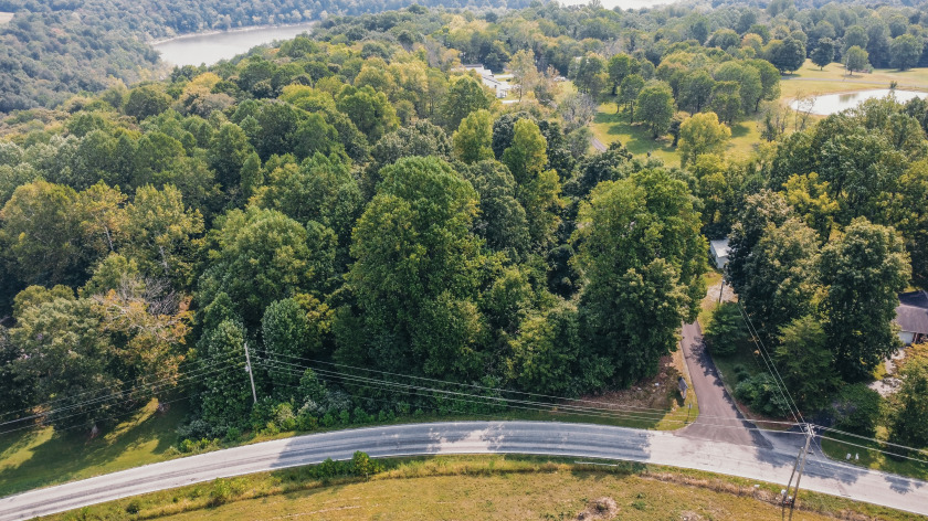 1350 Lake Of The Woods Loop - photo 10