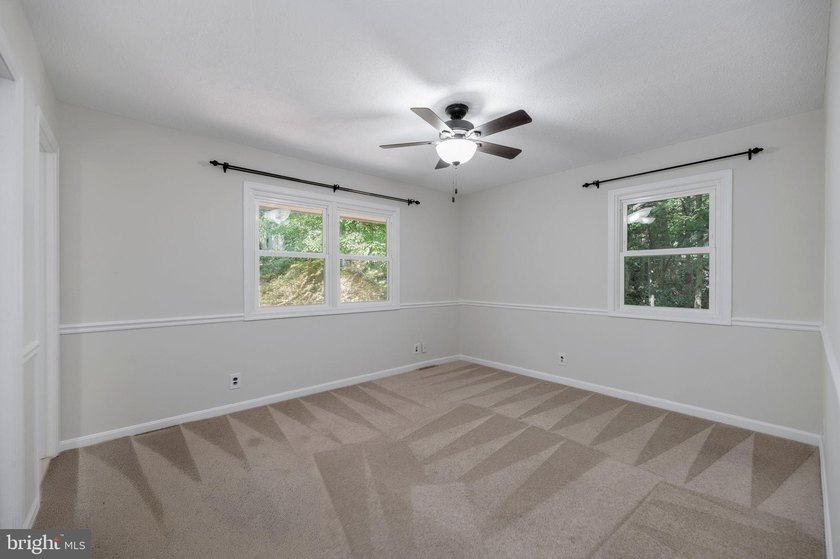 Located in the highly desirable first section of Aquia Harbour - photo 31