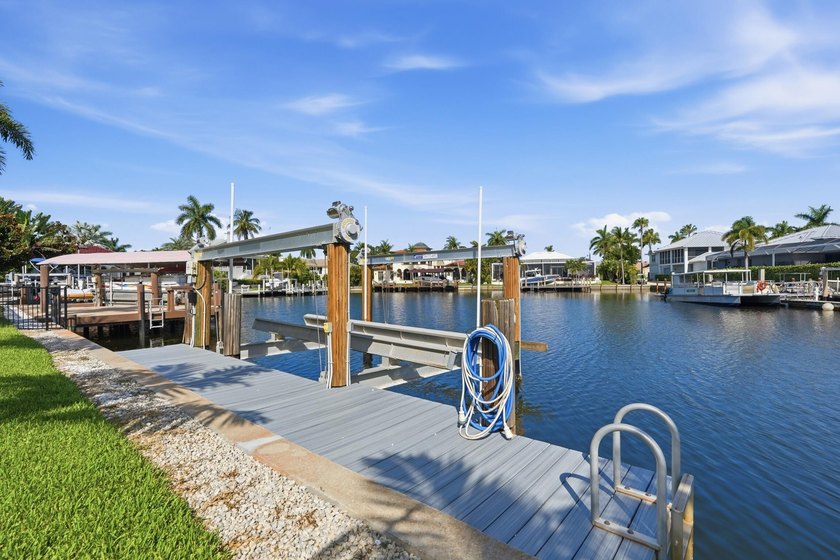 Exceptional Marco Island waterfront living with direct Gulf - photo 42