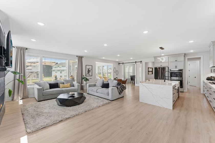 Welcome to this exceptional home in the highly sought-after - photo 9