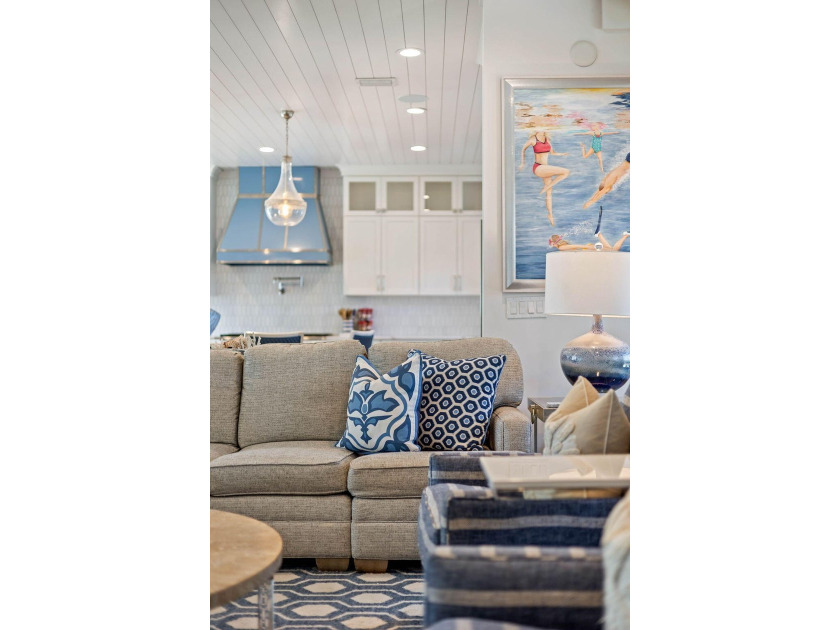 Rarely available on WaterColor's Beach Lane, this home offers an - photo 11