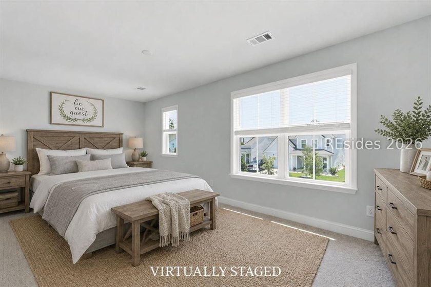 Better than new, move-in ready home in Malind Bluff Waterfront - photo 33