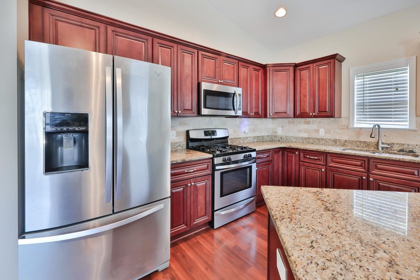 Welcome to 516 Vallecorsia, a beautifully designed 3-bedroom - photo 4