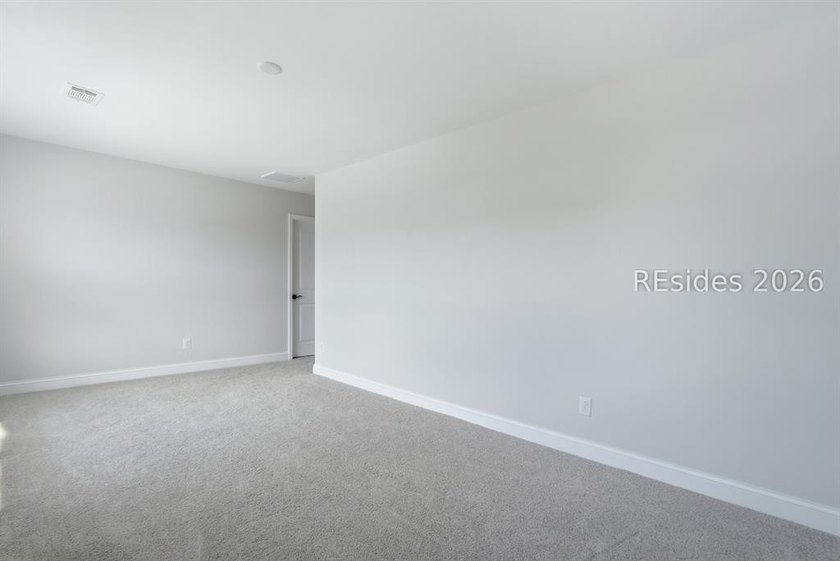 Better than new, move-in ready home in Malind Bluff Waterfront - photo 34