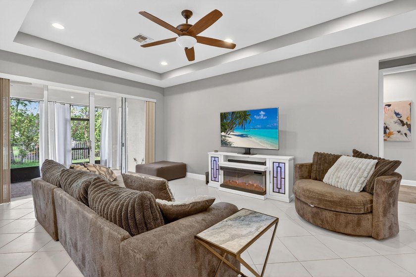 Welcome to resort style living at its finest. This beautiful 3BR - photo 7