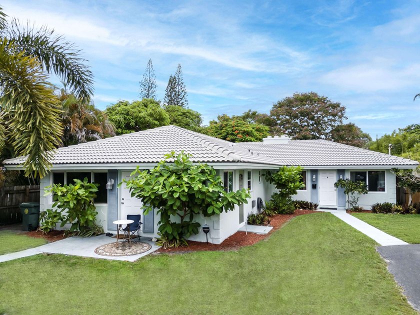 THE HOTTEST DUPLEX OPPORTUNITY IN OAKLAND PARK - WALK TO FUNKY - photo 2