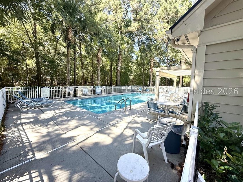 This one won't last! Dreamy 1st floor 2 bed/2bath, fully - photo 21