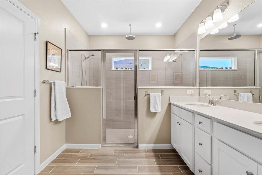No CDD or Bond fees!  This beautifully upgraded 2022-built home - photo 22