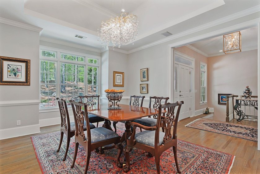 GORGEOUS GOLF COURSE VIEWS ABOUND IN THIS UPDATED, MOVE-IN READY - photo 27